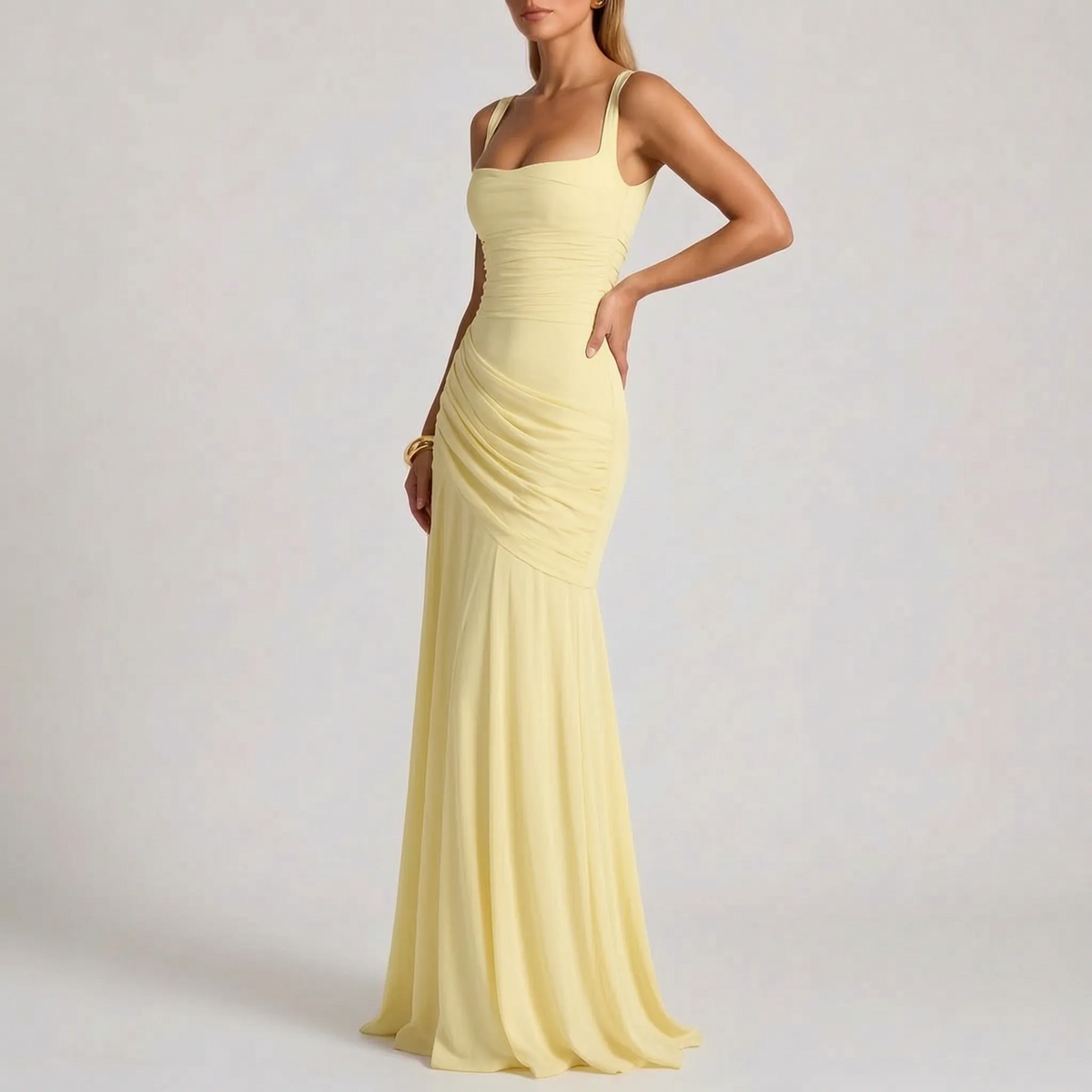 Abito da sera lungo da donna a sirena con scollo quadrato e vita drappeggiata, elegante per cerimonia e matrimonio - Giallo