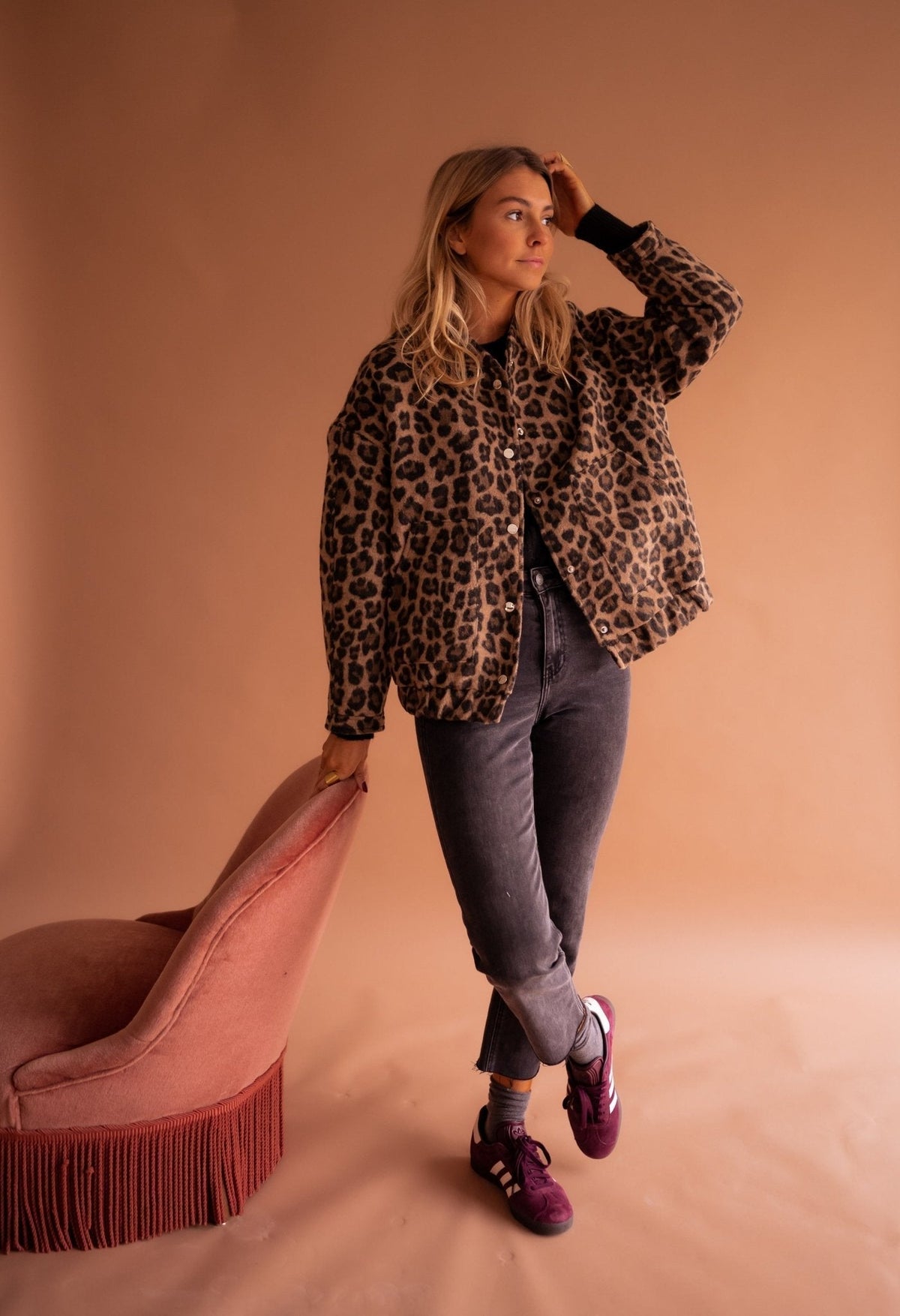 Giacca da donna animalier oversize, leggera e da mezza stagione - view 4