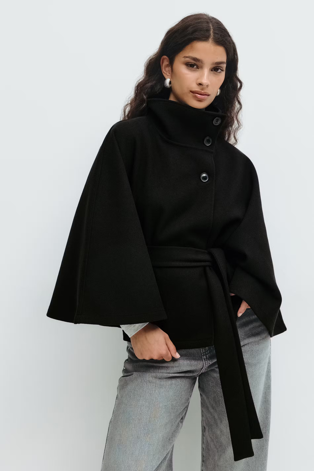 Mantella da donna con collo alto, giacca corta e sagomata, elegante per ufficio, autunno e inverno - foto 10