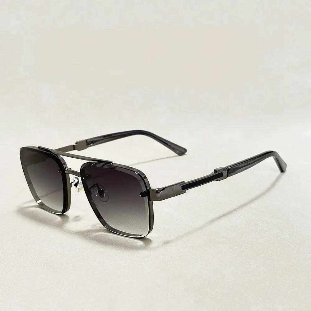 Occhiali da sole aviator con lenti sfumate, montatura in metallo e protezione UV400 - view 6