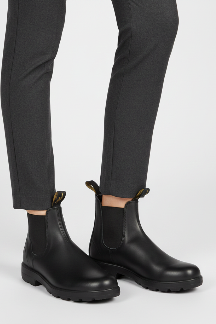 Stivaletti Chelsea da donna slip-on con elastici laterali e tiretti, suola in gomma - Nero / Marrone