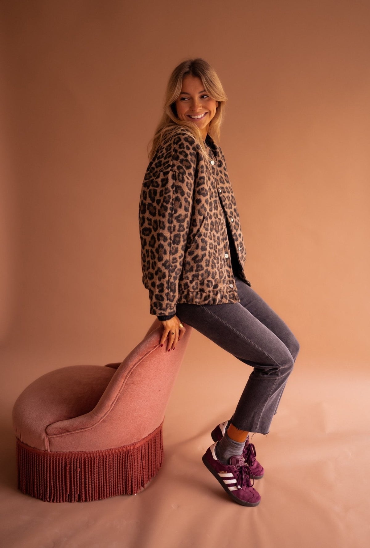 Giacca da donna animalier oversize, leggera e da mezza stagione - view 8