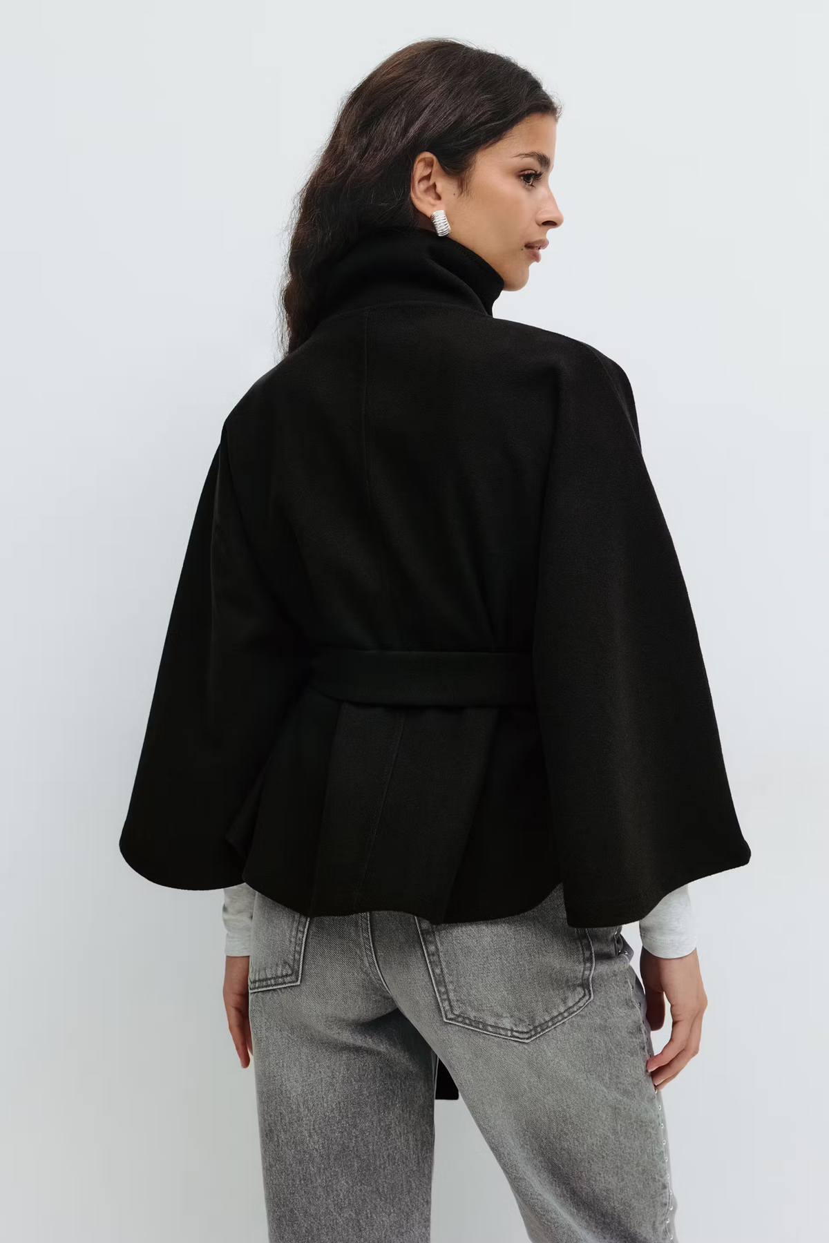 Mantella da donna con collo alto, giacca corta e sagomata, elegante per ufficio, autunno e inverno - foto 9