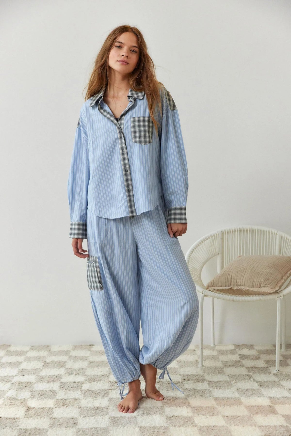 Pigiama donna in cotone a due pezzi, camicia oversize a quadri e righe con pantaloni lunghi, per l'autunno - view 4