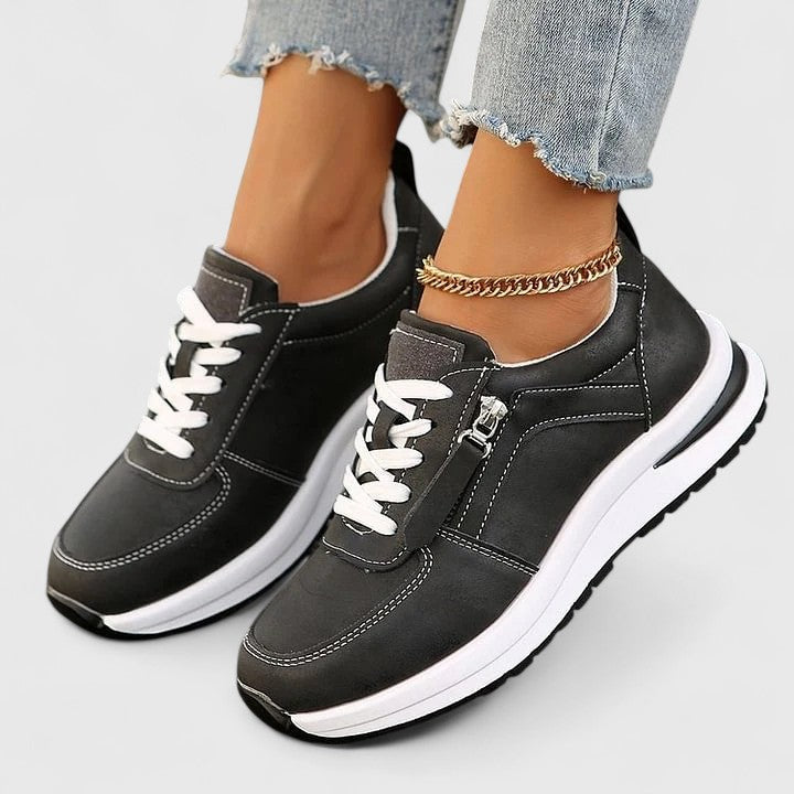Sneakers donna eleganti e comode con zeppa interna e chiusura a zip - Nero